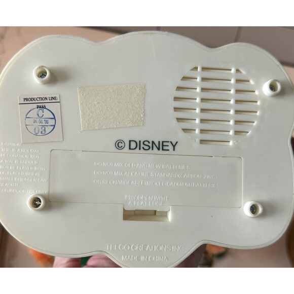 Vtg Telco Disney Pooh Tigger Animated Christmas Motion Skiing Figure Works Video - Picture 14 of 16